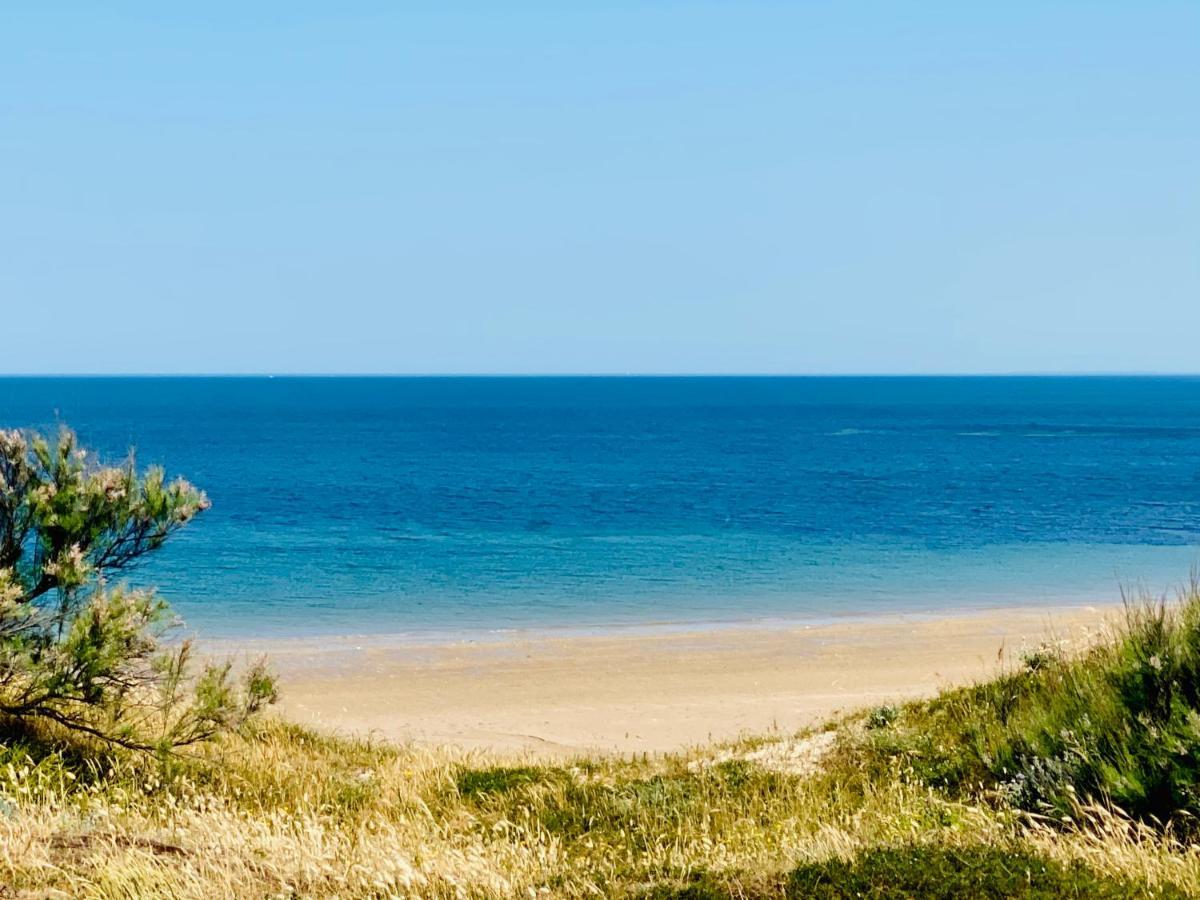 Charming House Close To The Plage Des Huttes Chaucre エクステリア 写真
