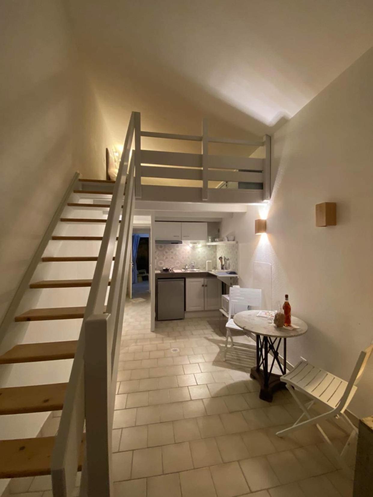 Charming House Close To The Plage Des Huttes Chaucre エクステリア 写真